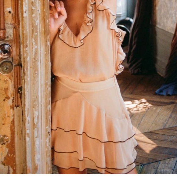 Zara Dresses & Skirts - Zara mini skirt size  small